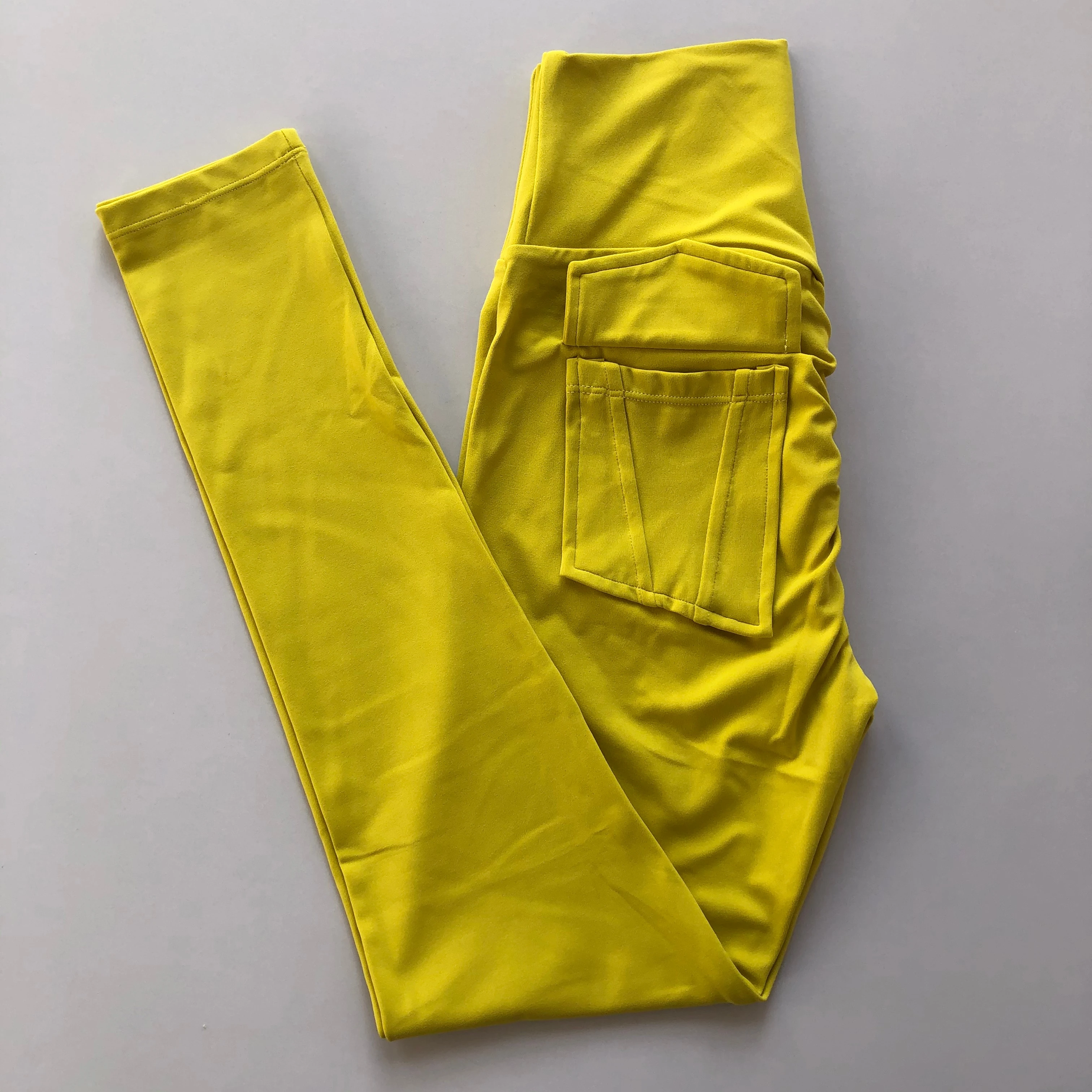 Colorful sports five-point pants