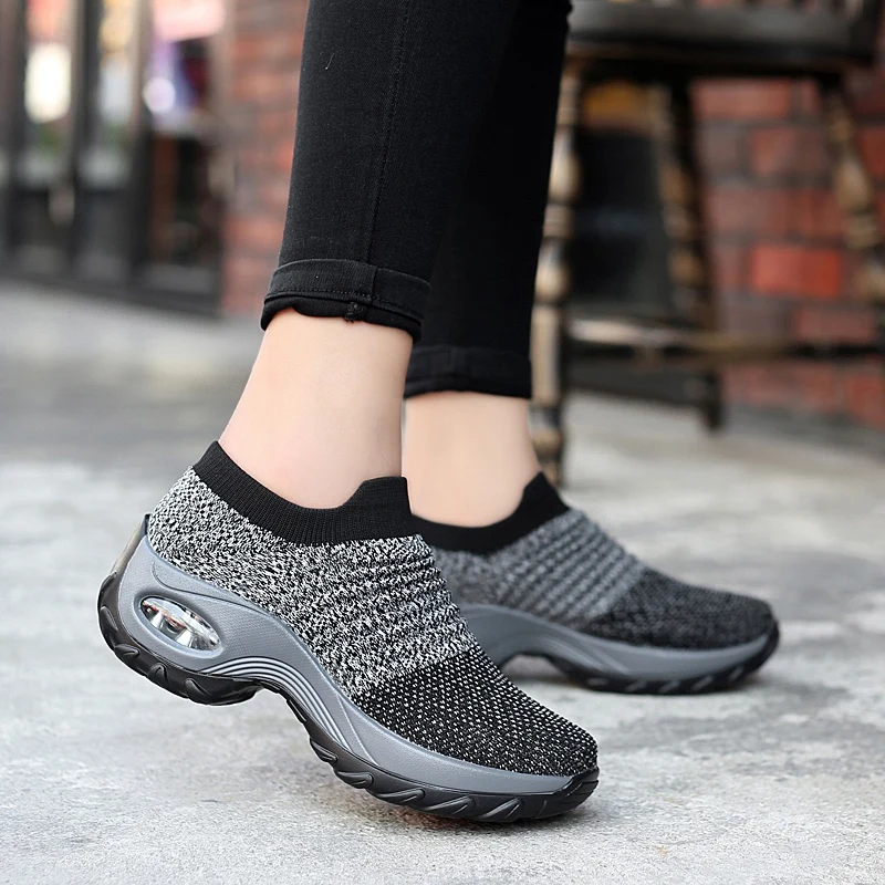 2024 Spring Women Sneakers Shoes Flat Slip on Platform Sneakers for Women Black Breathable Mesh Sock Sneakers Shoes