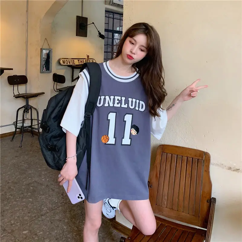 2021 sommer Neue Mode Harajuku Lose Frau T-shirts Basketball Zahlen Kurzarm Studenten Tops Oversize Kleidung