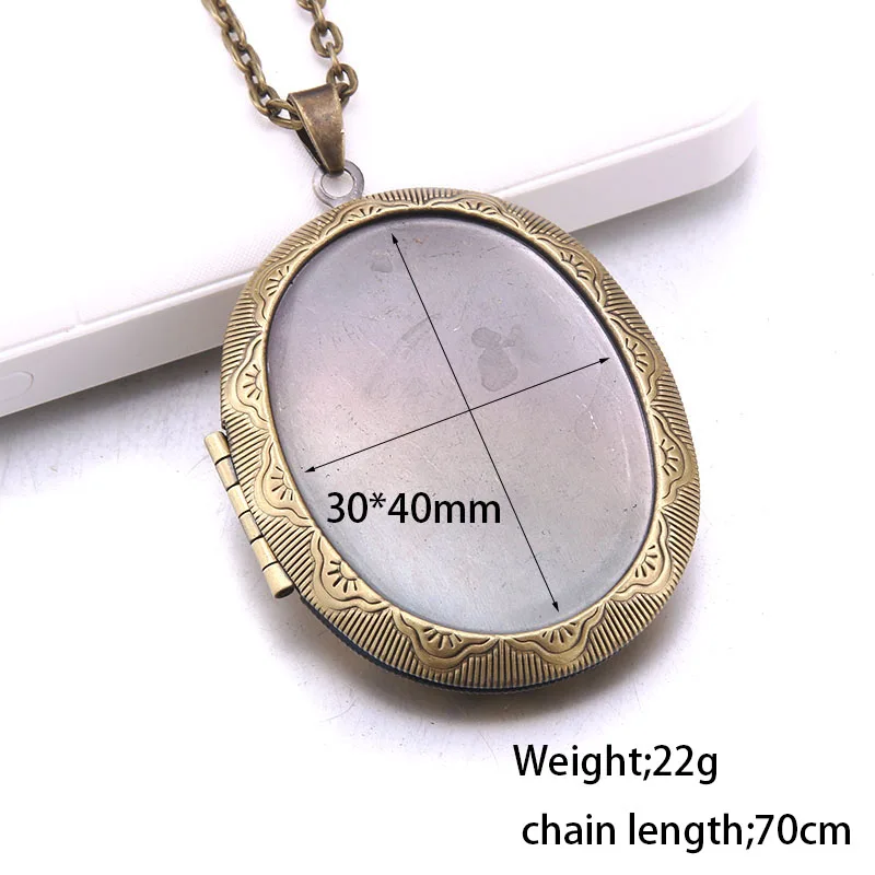 Romantic Photo Pendant Jewelry Retro copper Carved flower Photo Locket Necklace Fashion Women Photo Necklace