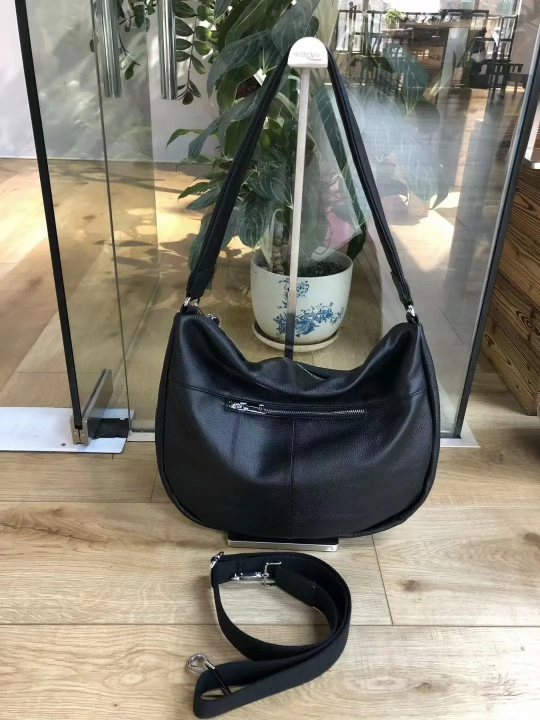 2021 new Korean version of casual large-capacity dumpling bag, lightweight ladies one-shoulder messenger bag, lazy trend