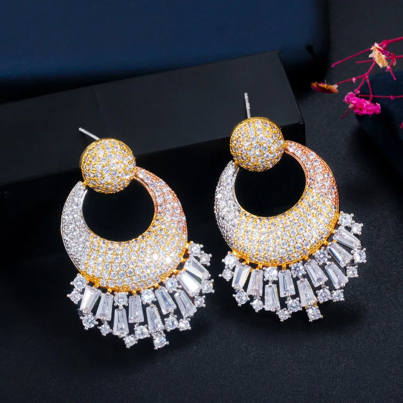 CWWZircons Luxury Long Big Drop Cubic Zirconia Women Wedding Engagement Party Indian Gold Plated Earrings Costume Jewelry CZ723
