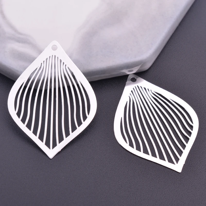 6pcs 28*38mm Filigree Charms Diy Jewelry Earring Rose Light Gold Color Thin Pendant DIY Jewelry Making