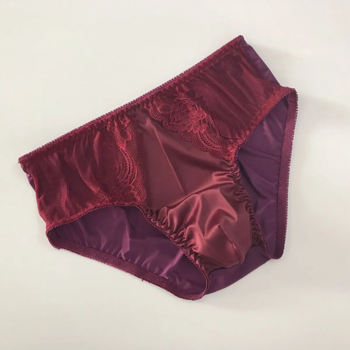 2018 hot new Men\'s sexy lace natural comfort everyday wear briefs jockstrap mens sexy underwear Lycra lace men\'s briefs