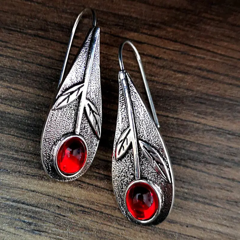 Vintage Pendientes Metal Antique Silver Leaf Drop Earrings For Women Boho Brincos Ethnic Red Resin Stone Earings Oorbellen Gifts