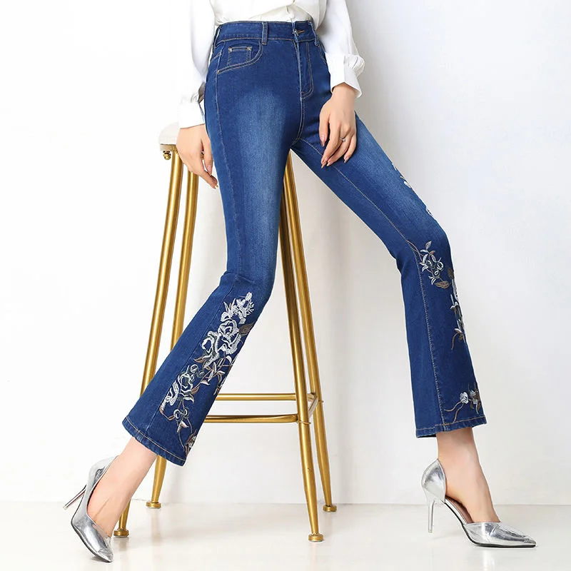 Calça jeans feminina cintura alta larga vintage azul floral bordado com bolso