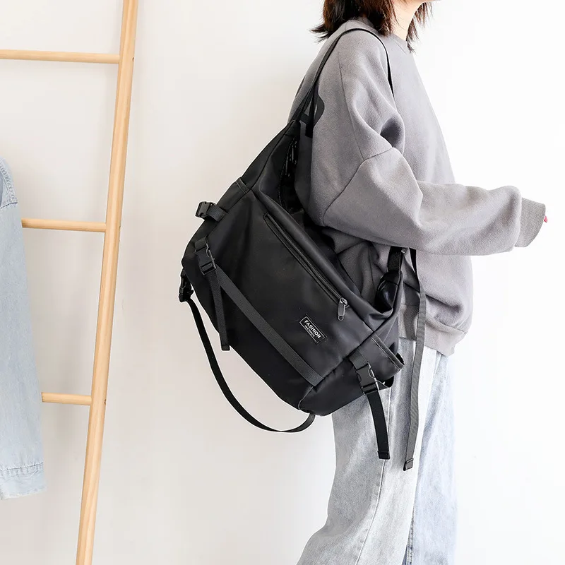 

Korean version of dark messenger bag Harajuku function bag shoulder bag ins tide tooling bag hip hop men's and women's bags
