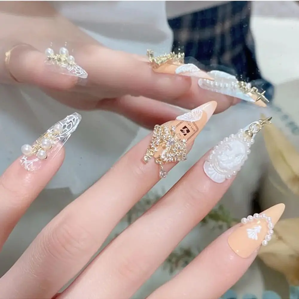

Bow Butterfly Manicure Accessories Bow Nail Rhinestones Nail Art Decorations Alloy Pendant Chain Heart Nail Zircon Jewelry
