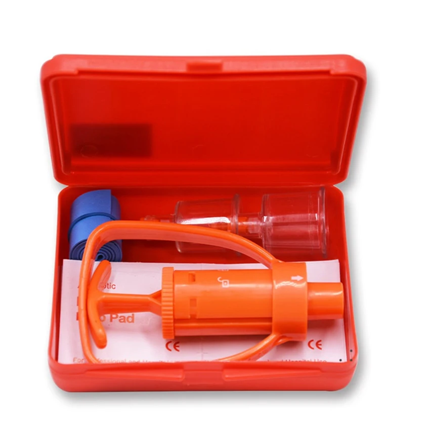 Набор для экстракции яда, предназначенный для использования на открытом воздухе