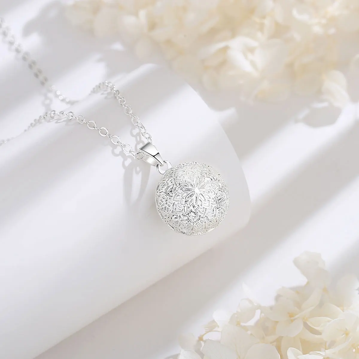 Eudora Flowers Pregnancy Chime Bola Ball Angel Caller Pendant Necklace Mix Styles Fashion Fine Maternity Jewelry for Women Gift