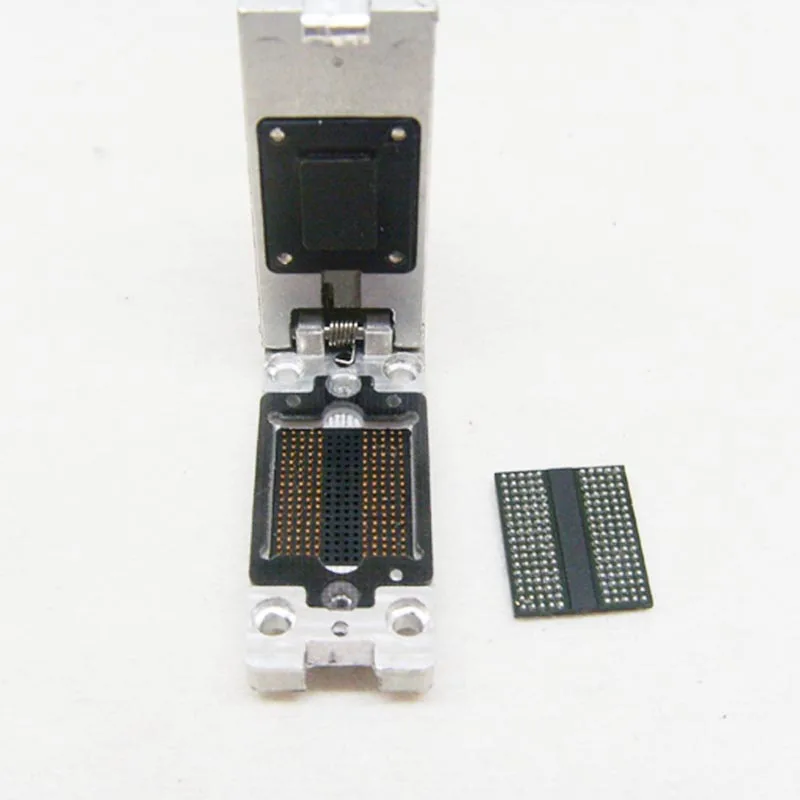 GDDR5 Burn in Socket with 170pin Test Programming Adapter