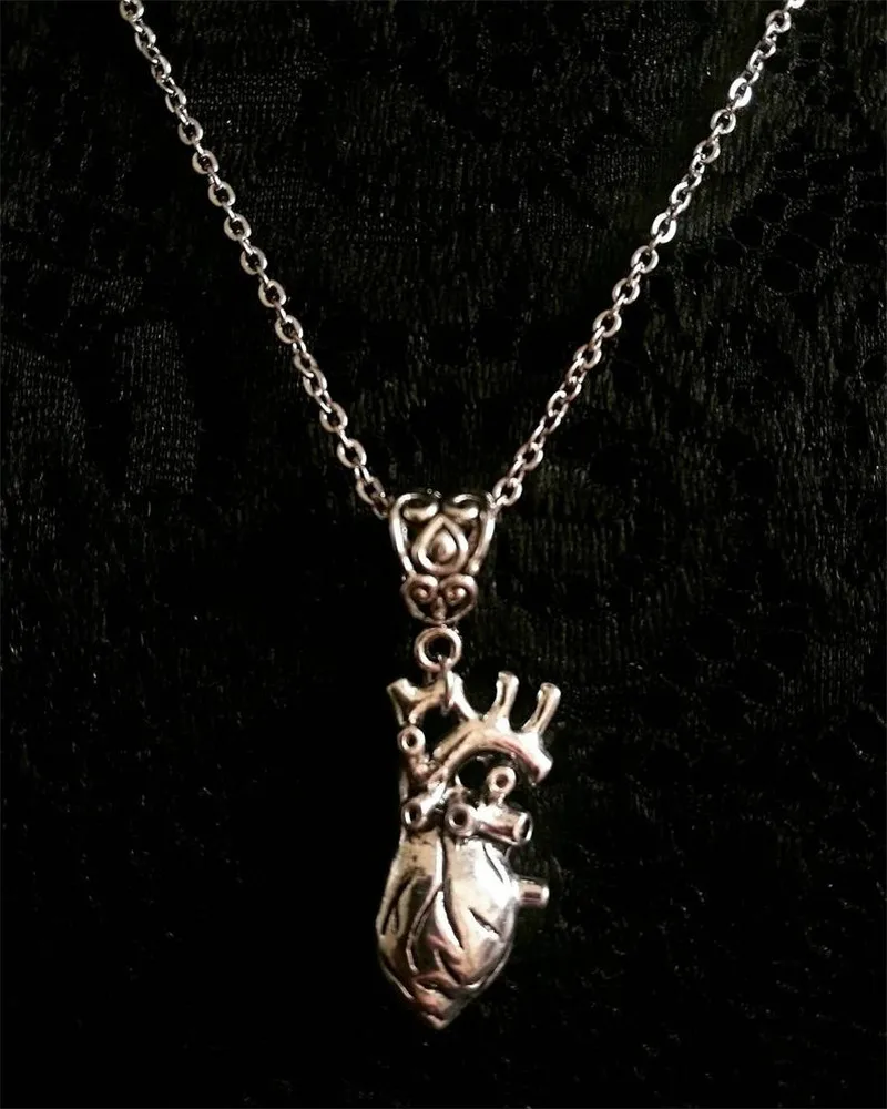 Anatomical 3D Solid Pewter effect Silver Color Heart Necklace Pendant Horror Macabre Gore Gothic Anatomy