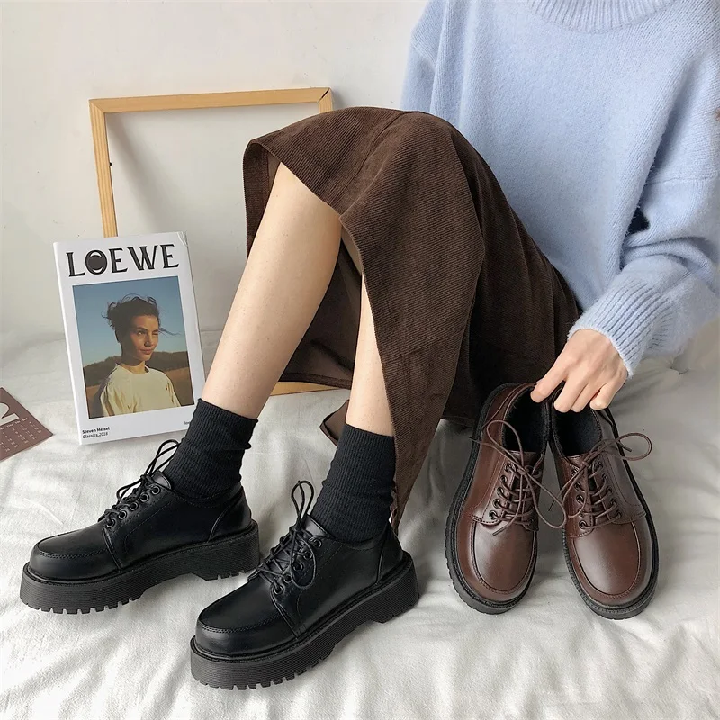 Scarpe con plateau scarpe uniformi scolastiche scarpe da studente Jk ragazze donna scarpe Lolita ragazza punta tonda Lolita Mary Janes Vintage Oxford