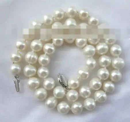 

stunning 9mm round white freshwater cultured pearl necklace