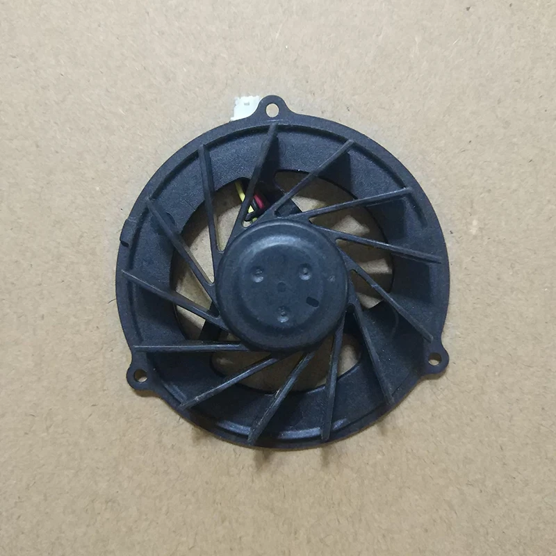 fan For HP G50 G70 G60 Compaq CQ50 CQ60 CQ70 489154-001 489126-001 KSB05105HA 8C31 DC5V 0.35A 3-wire 3-pin Fan view 2