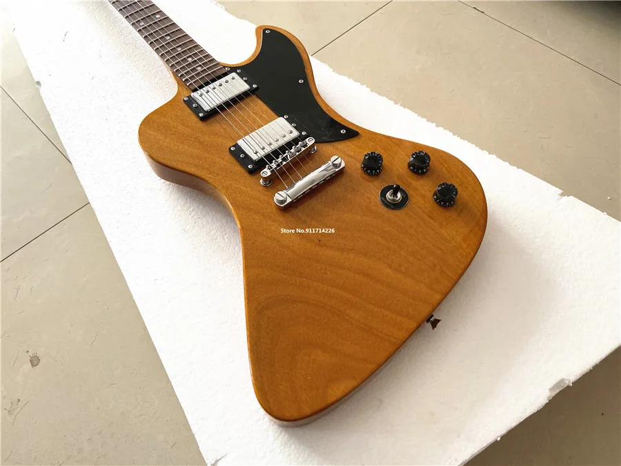 High quality customized version of electric guitar mahogany can be customized free shipping