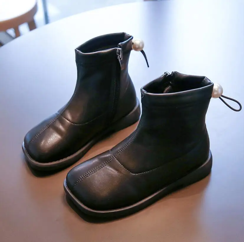 

Girls Snow Boots Winter Children Shoes Plus Velvet Warm Kids Martin Boots Fashion Leather Soft Bottom Comfortable Boys Boots