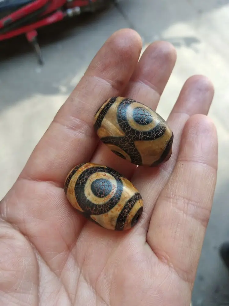 2 Piece Rare Tibetan Dzi Bead Nature Vein 3 Eyes Vintage Bead Ornament Bless fortune Amulet