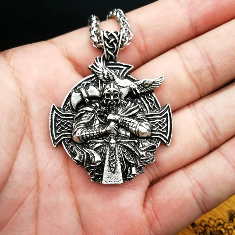 Nordic Mythology Odin God Pendant Necklace for Men Cross Crow Pendant Necklace Retro Trend Jewelry Gift