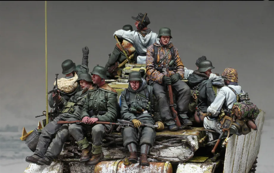 Figura modelo GK 1/35 de resina, Conjunto grande (13 Figuras y accesorios), sin tanque, kit sin montar y sin pintar