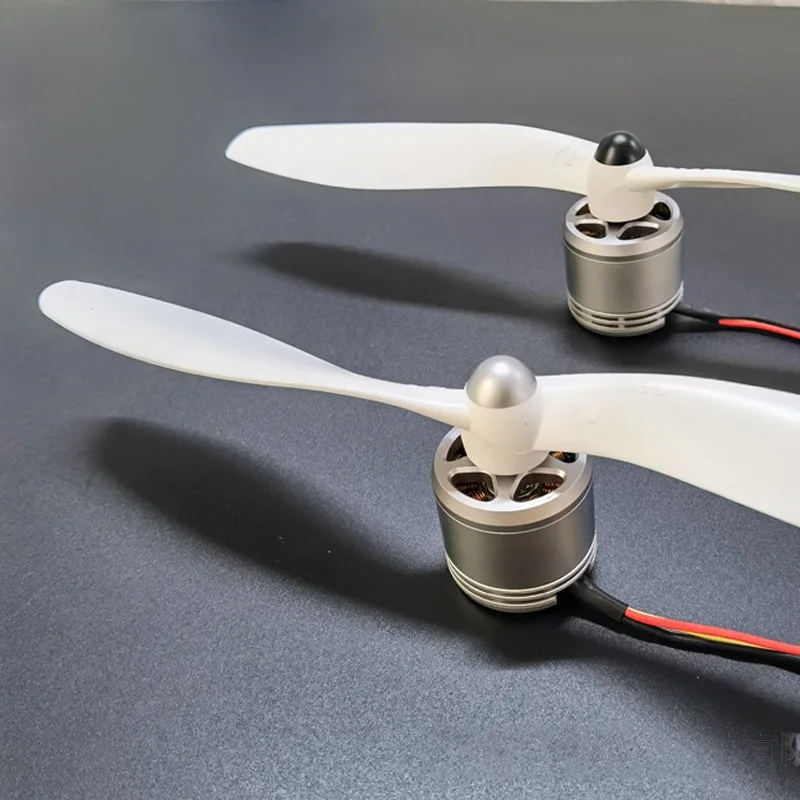 4 sztuk 8045 samoblokujący śmigło 8x4.5 CW śmigło CCW rekwizyty dla 2212 motor RC FPV multi-copter QuadCopter ( 2 Pair)