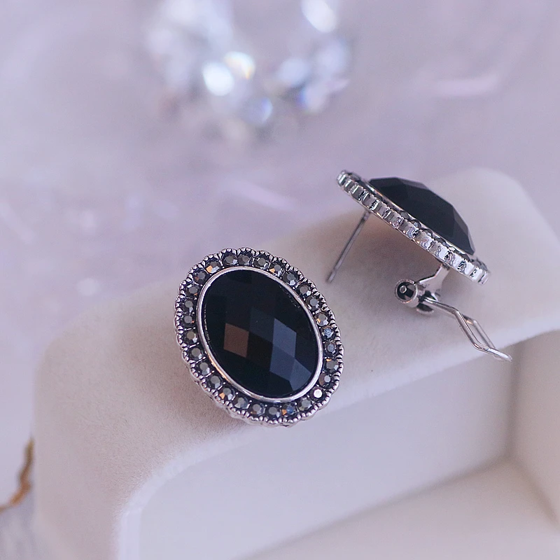 Retro Ethnic style Silver Color Oval Stud Earrings For Women Vintage Boho Black Rhinestone Crystal Earrings Jewelry Accessories