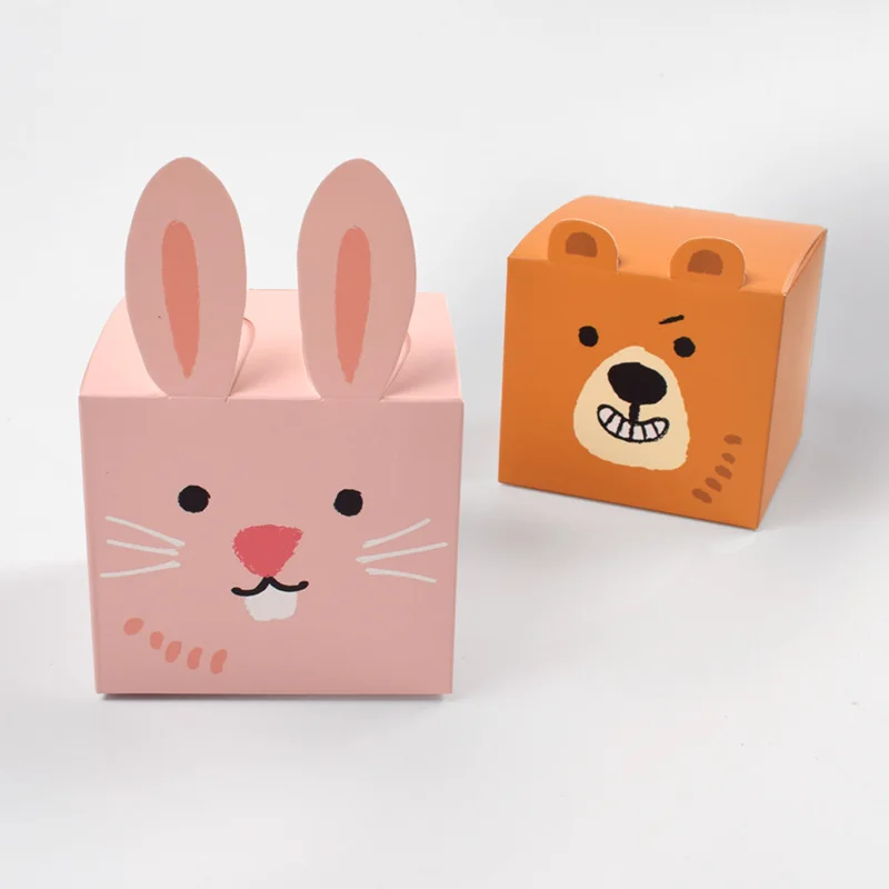 

50Pcs Cute Rabbit/Bear Candy Box 9x9x9cm Square Paper Gift Box Baking Biscuit Packaging Boxes Wedding Party Favor Candy Box