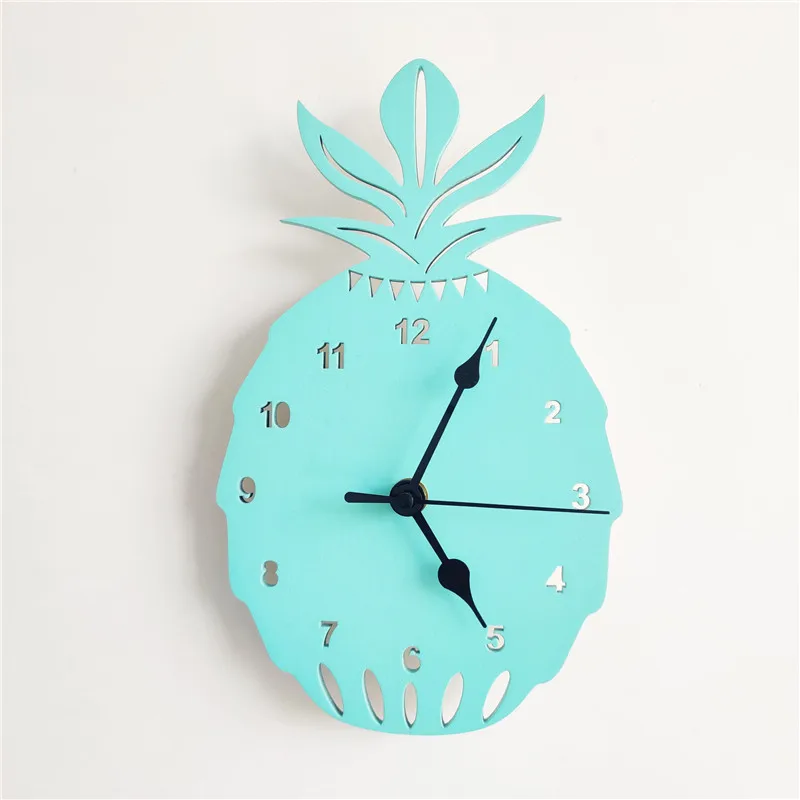 Home Log Pineapple Clock Cartoon Silent Clock Wall Decoration Children's Room Clock Clock Living Room