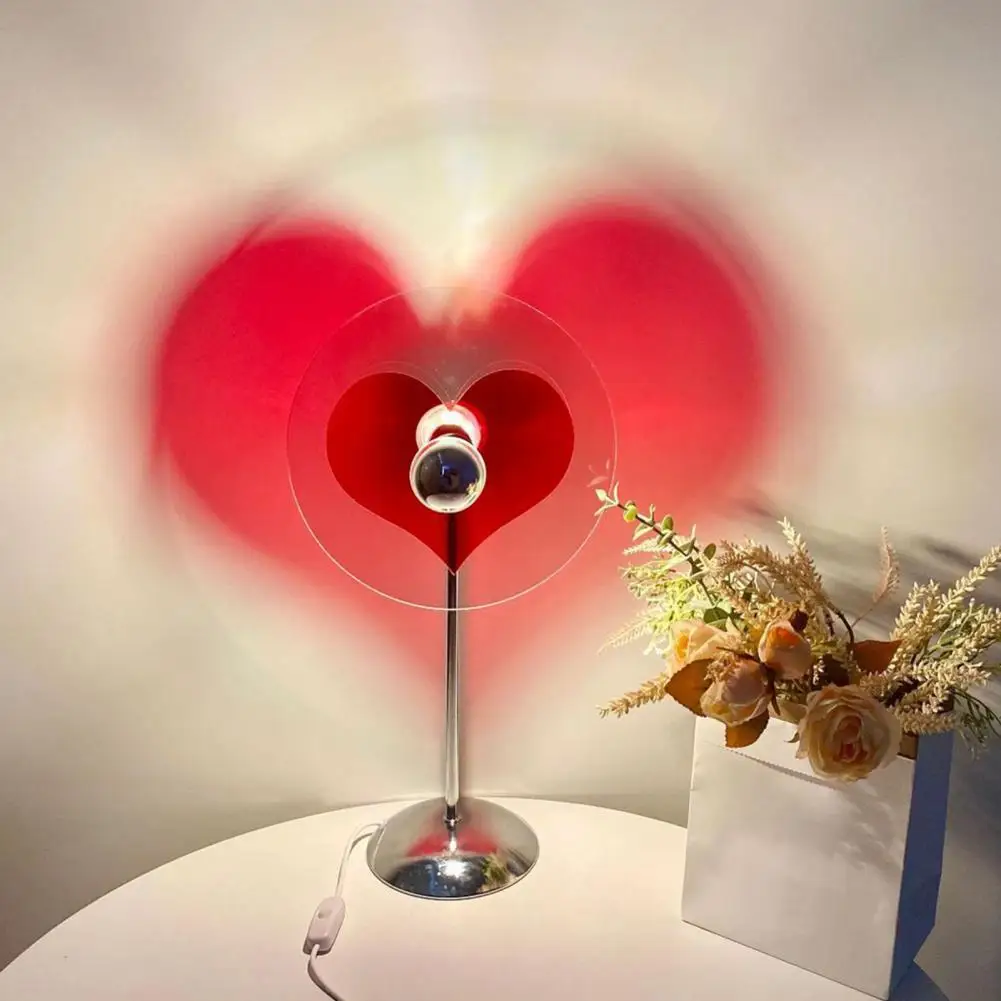 Table Lamp Stylish Eye-catching Metal Exquisite Heart Shape Beam LED Desk Lamp for Photography