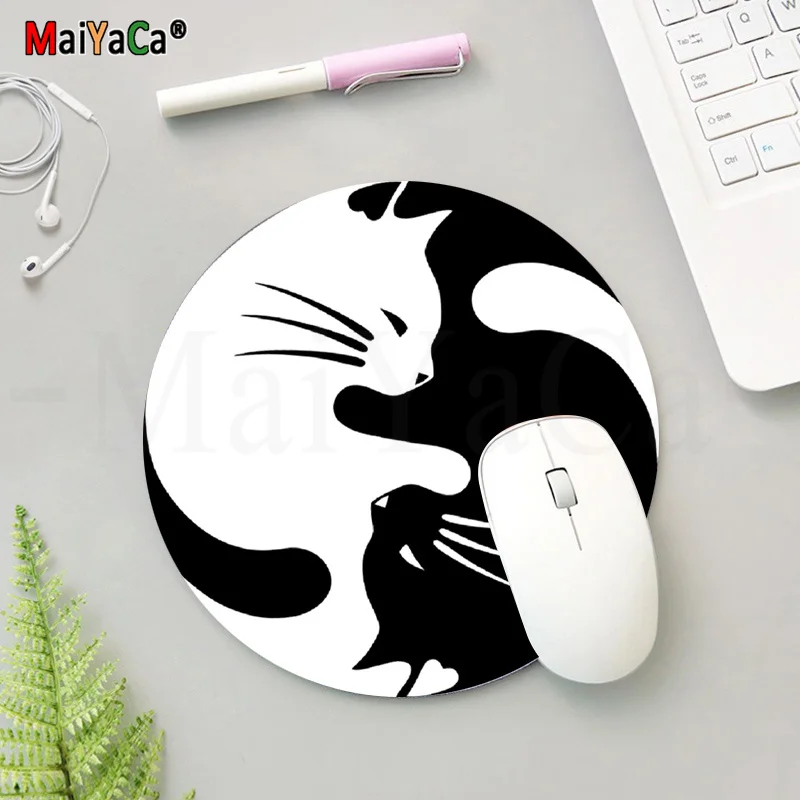 Maiyaca cute Yin Yang cat black and white Customized laptop Gaming round mouse pad gaming Mousepad Rug For PC Laptop Notebook