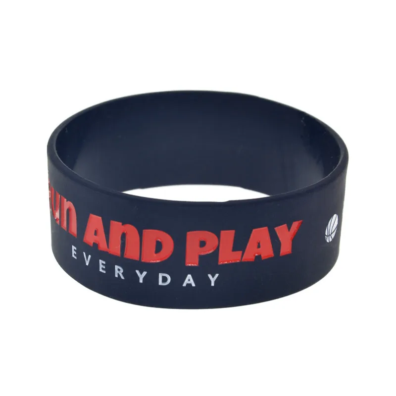 25 Stück Run and Play Silikonkautschuk-Armband, 2,5 cm breit, Sport-Geschenkarmreif – Detail 4