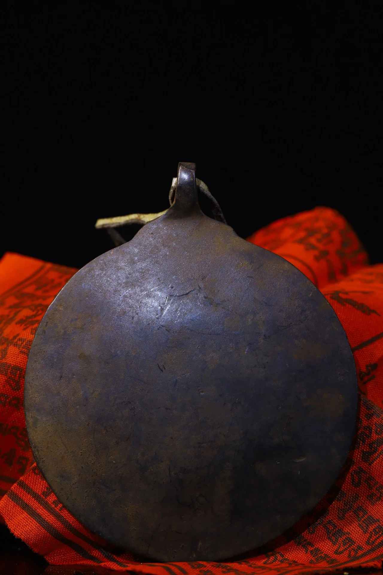 

4"Xizang Folk Collection Old Bronze Painted Eight Treasures Zodiac Buddha Card Pendant Amulet Town House Exorcism