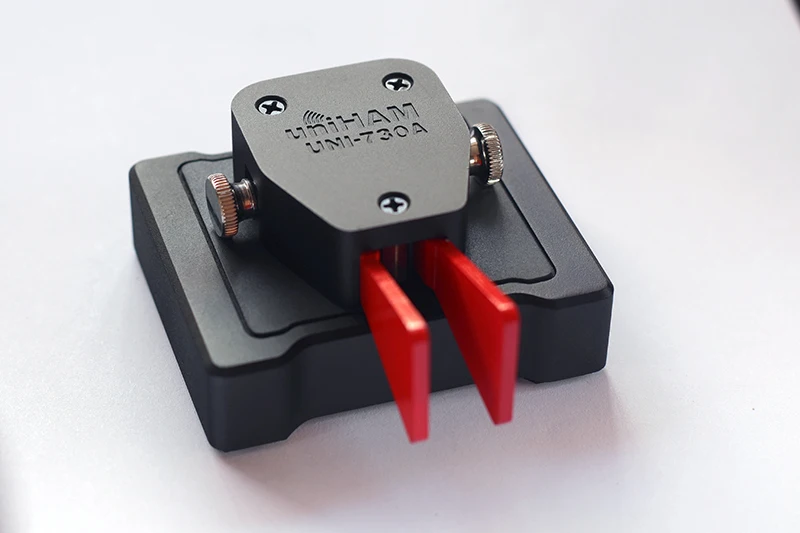UNI-730A le corps principal automatiquement mini sur la clé de Keyer de code Morse de CW pour la radio de jambon