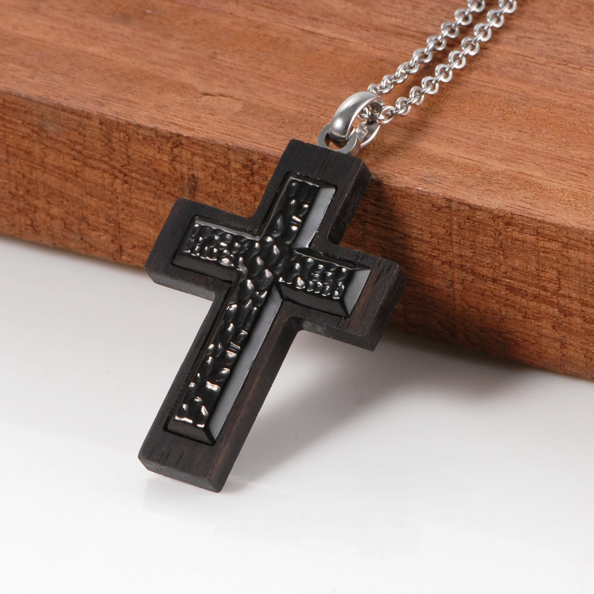 Men's Jewelry Ebony Wood Hammered Stainless Steel Cross Necklace Black Chain With Cross Pendant For Men Classic Men's Necklace