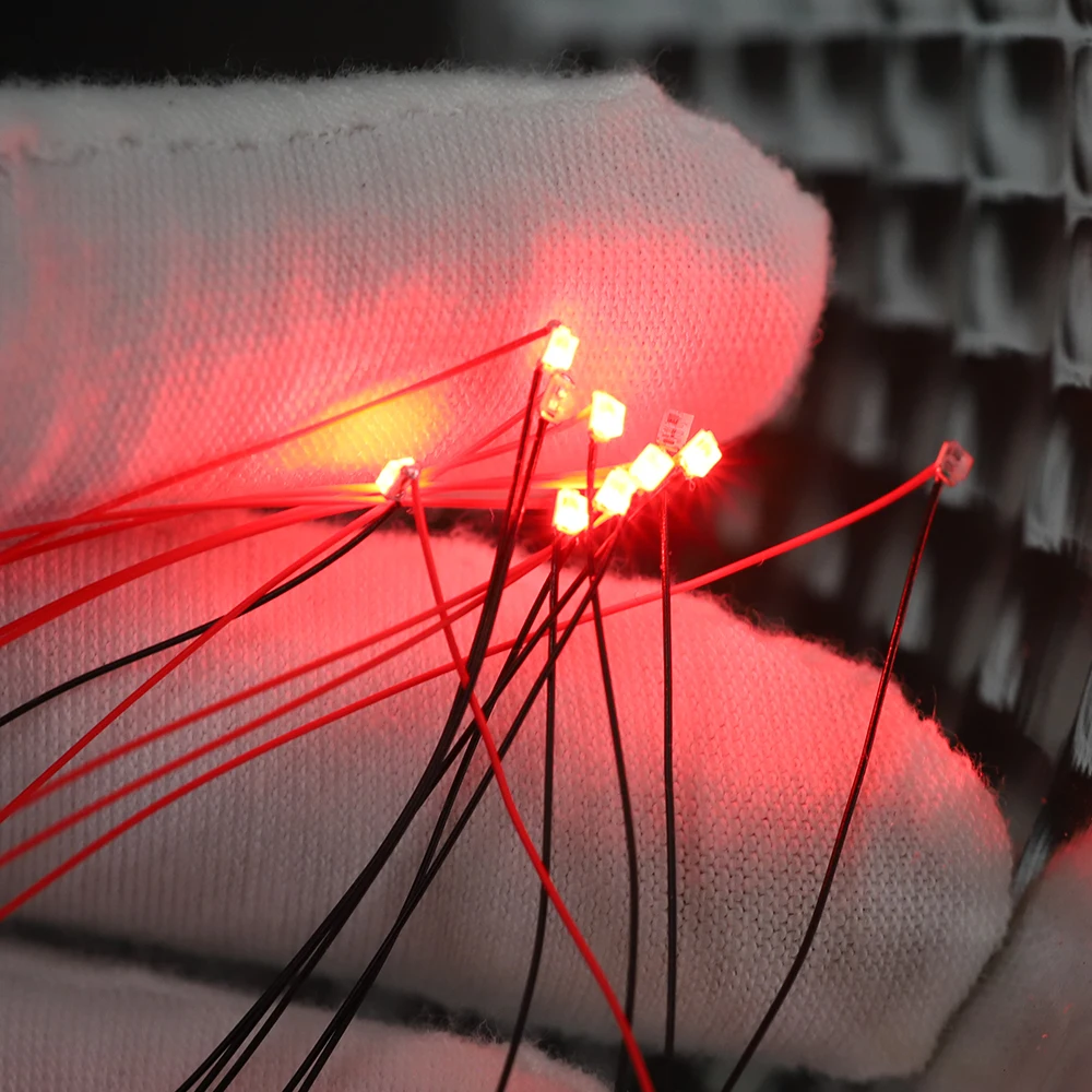 0805 Led Light Flashing SMD Blinking HO N OO Scale Pre-soldered Litz Wired LED Leads 20cm Wires Micro Model Train 20Pcs