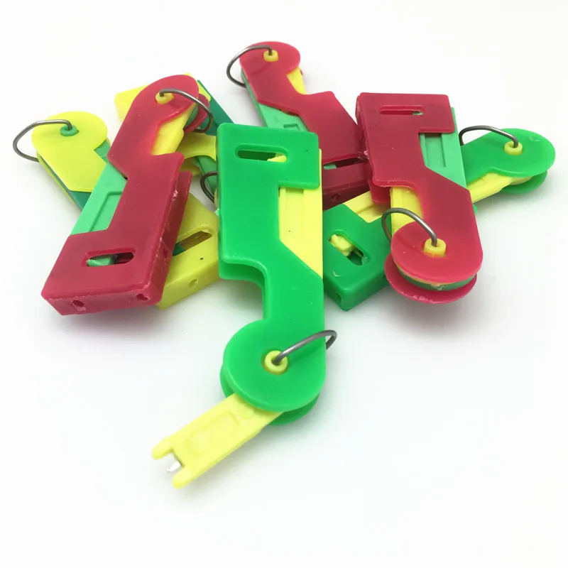 3pcs Random Color Elderly Convenient Automatic Sewing Needle Threader Thread Guide Tool Easy Useful BB5535