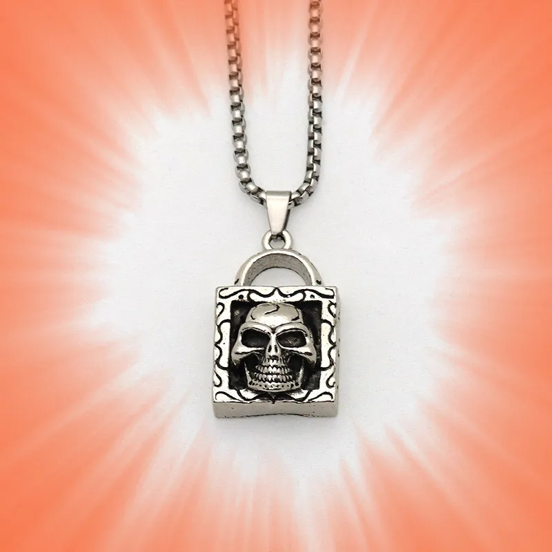 Lock and skull necklace 3D die-cast alloy hip hop retro European and American popular accessories