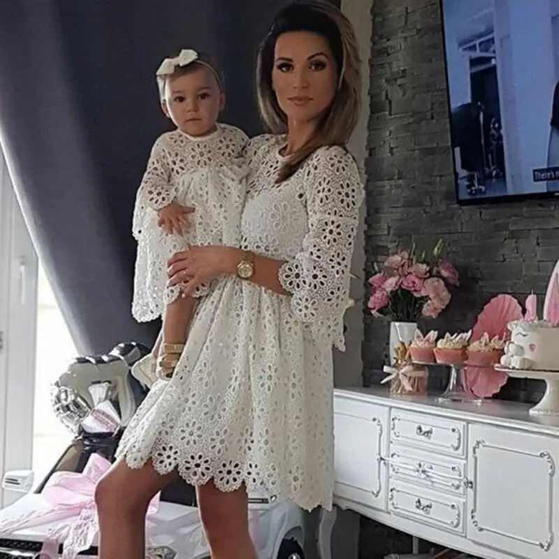 Fashion Family Matching Clothes Mother Daughter Dresses White Hollow  Floral Lace Dress Mini Dress Mom Baby Girl Party Clothes