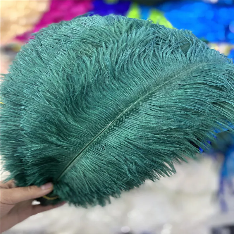 Hot Sale 50pcs/lot Beautiful Dark Green Ostrich Feather 40-45cm/16-18inches for Craft Diy Party Accessories Dancers DIY Plumes