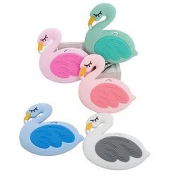 Chenkai 5 adet BPA ücretsiz silikon Flamingo diş kaşıyıcı DIY karikatür kuğu bebek duş emzik kukla diş kaşıyıcı Charm duyusal oyuncak hediye