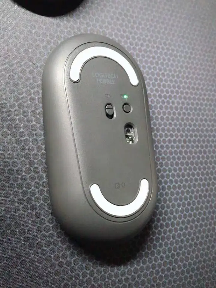 Mouse sem fio pés patins caso, Logitech Pebble M350
