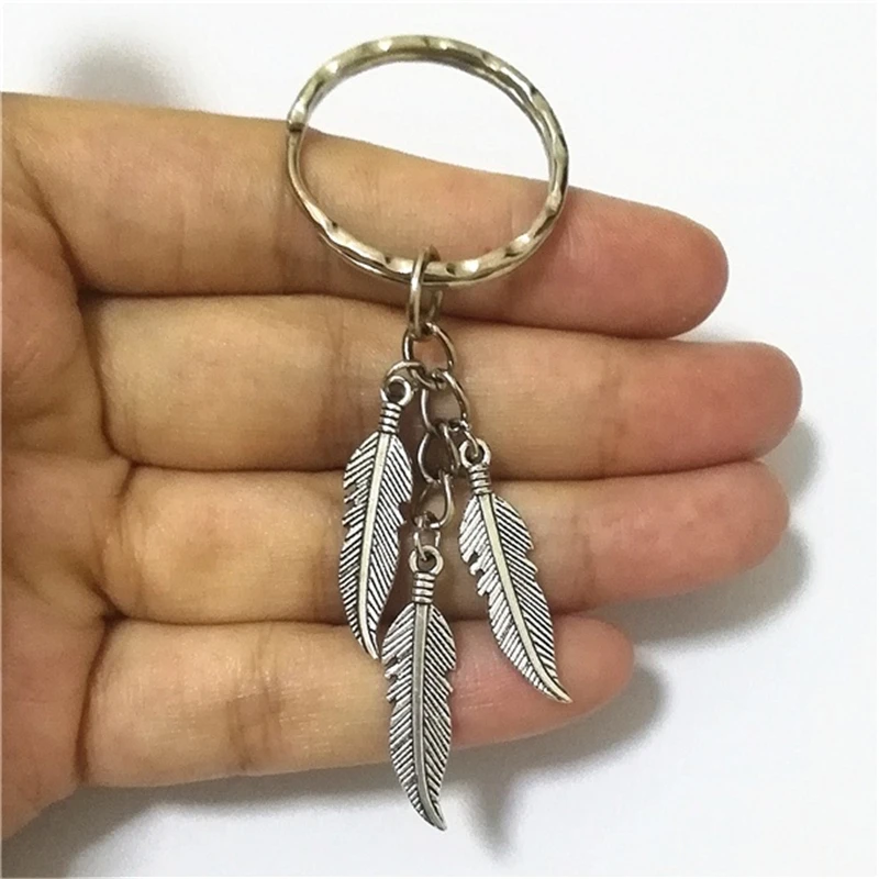 Feather Keychain Antique Silver Color Feather Keyring, Boho Feather Keychain for Women, Metal Feather Charm, Bohemia Jewelry