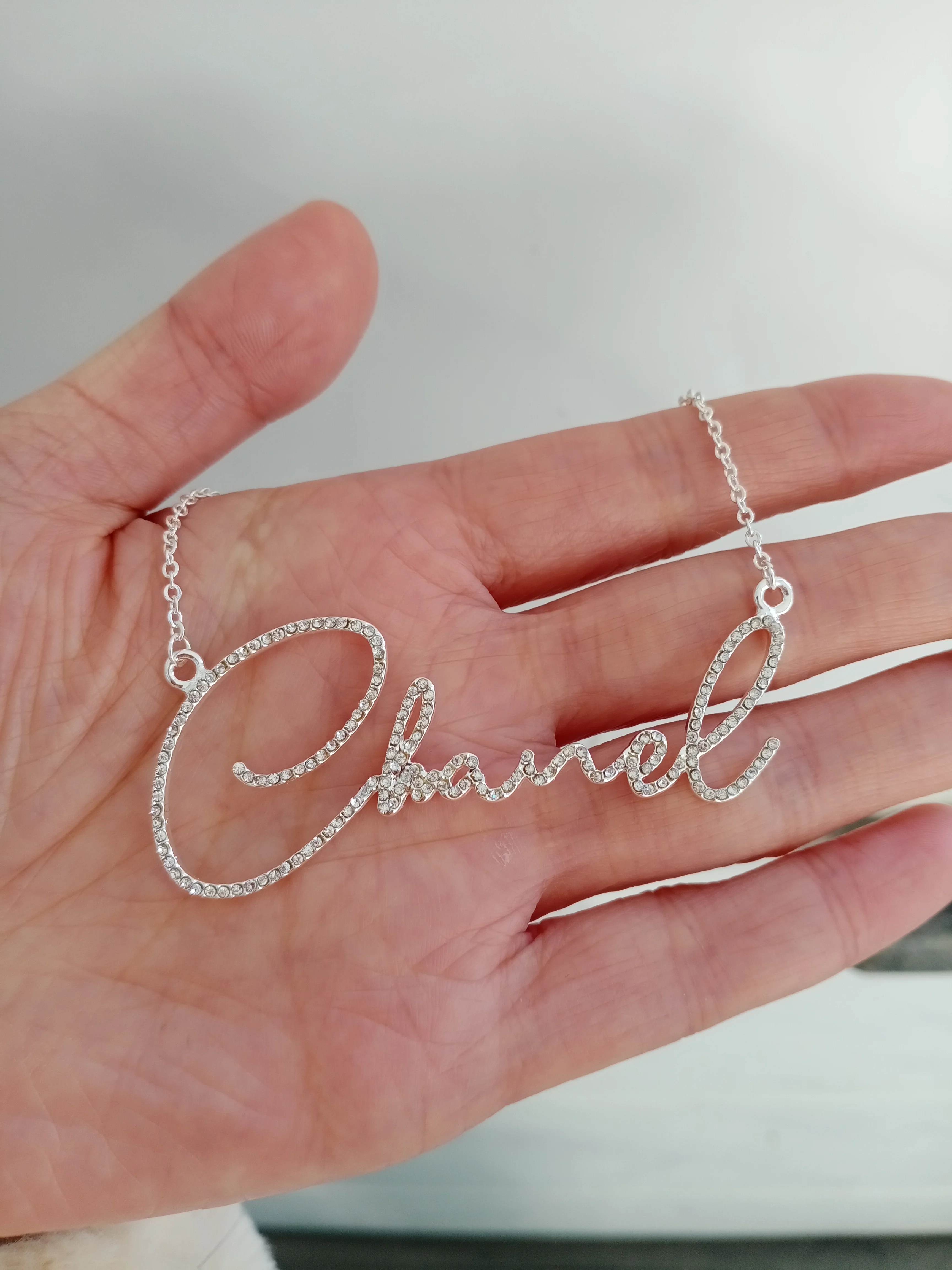 2021 New Trendy Custom Name Letters Necklaces for Women Zircon Thin Font Necklaces Personalized Name Pendant Necklaces AsGifts