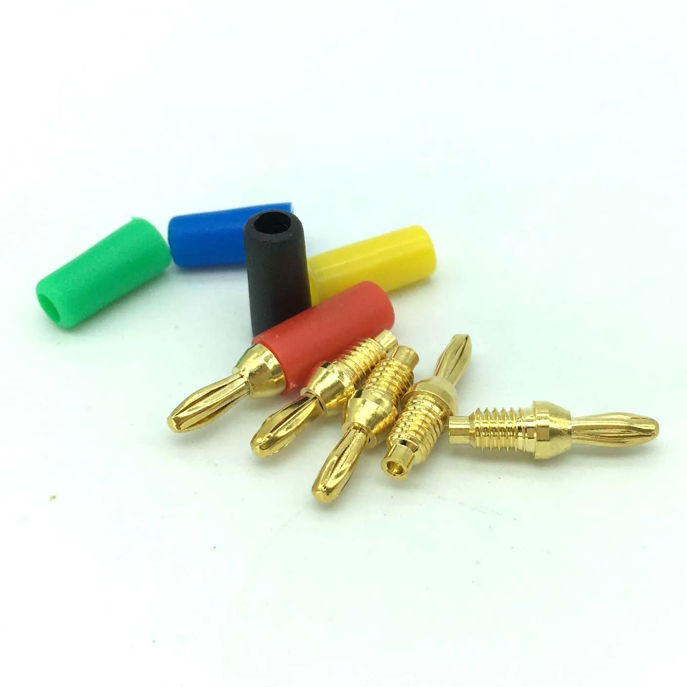 100 pces cobre ouro-chapeado pequeno 2.5mm banana plug lanterna cabeça de soldagem para teste de experiência linha de isolamento painel banana soquete