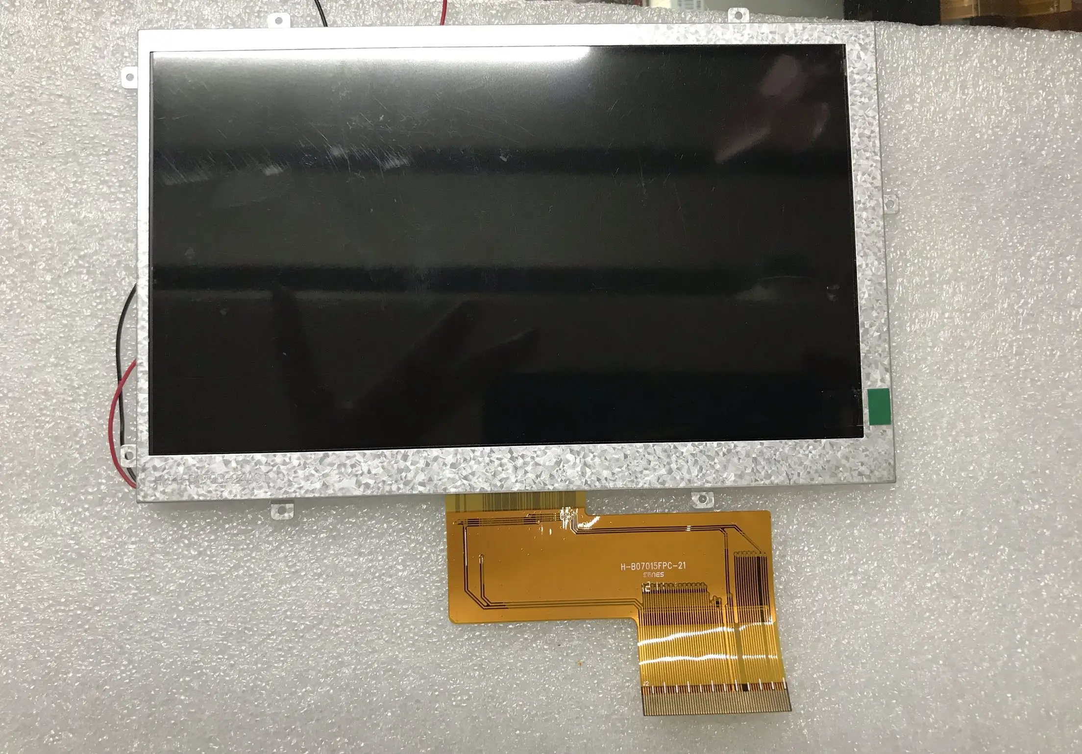 

H-B07015FPC-21 LCD Displays screen and touch screen