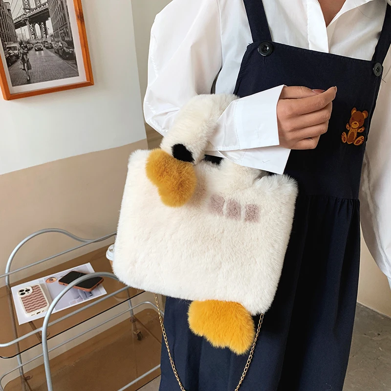Luxury Designer Handbag Plush Tote Bags Furry Bag Chain Fur Shoulder Bags For Women Soft Fluffy Bag New Winter Messenger Bag INS