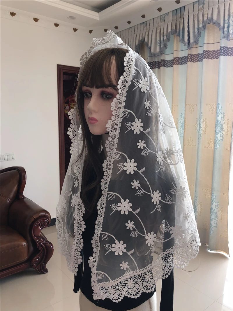 Witte Mantilla Kant Katholieke Sluier voor Kapel Kerk 3D Bloemen Hoofdbedekking Elegante Dames Sjaal Latin Mass Vela Voile Dentelle