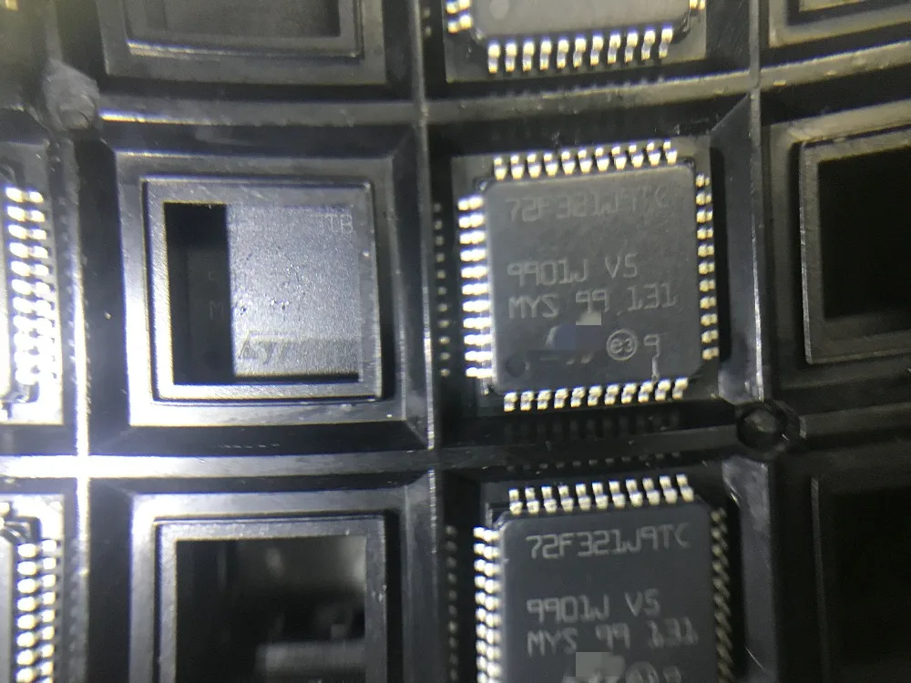 2PCS ST72F321J9TC ST72F321J9 ST72F321 72F321J9TC 72F321J9 Electronic components chip IC