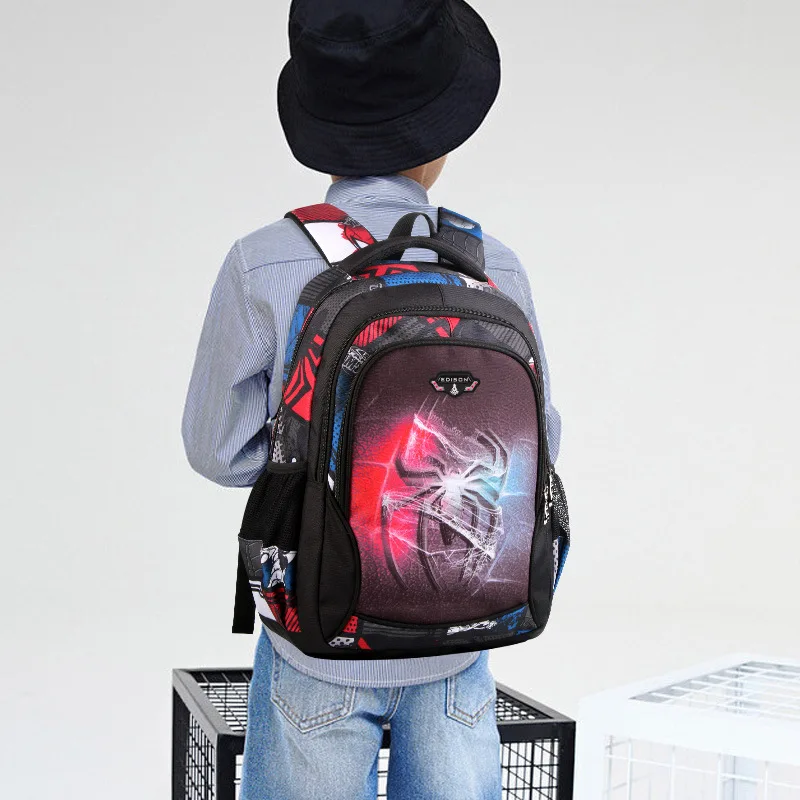 Neue Polyester Junge Schule Rucksack Kinder Mädchen Primäre Schul Orthopädische Kinder Wunder Serie Cartoon 3D Druck Zurück Pack