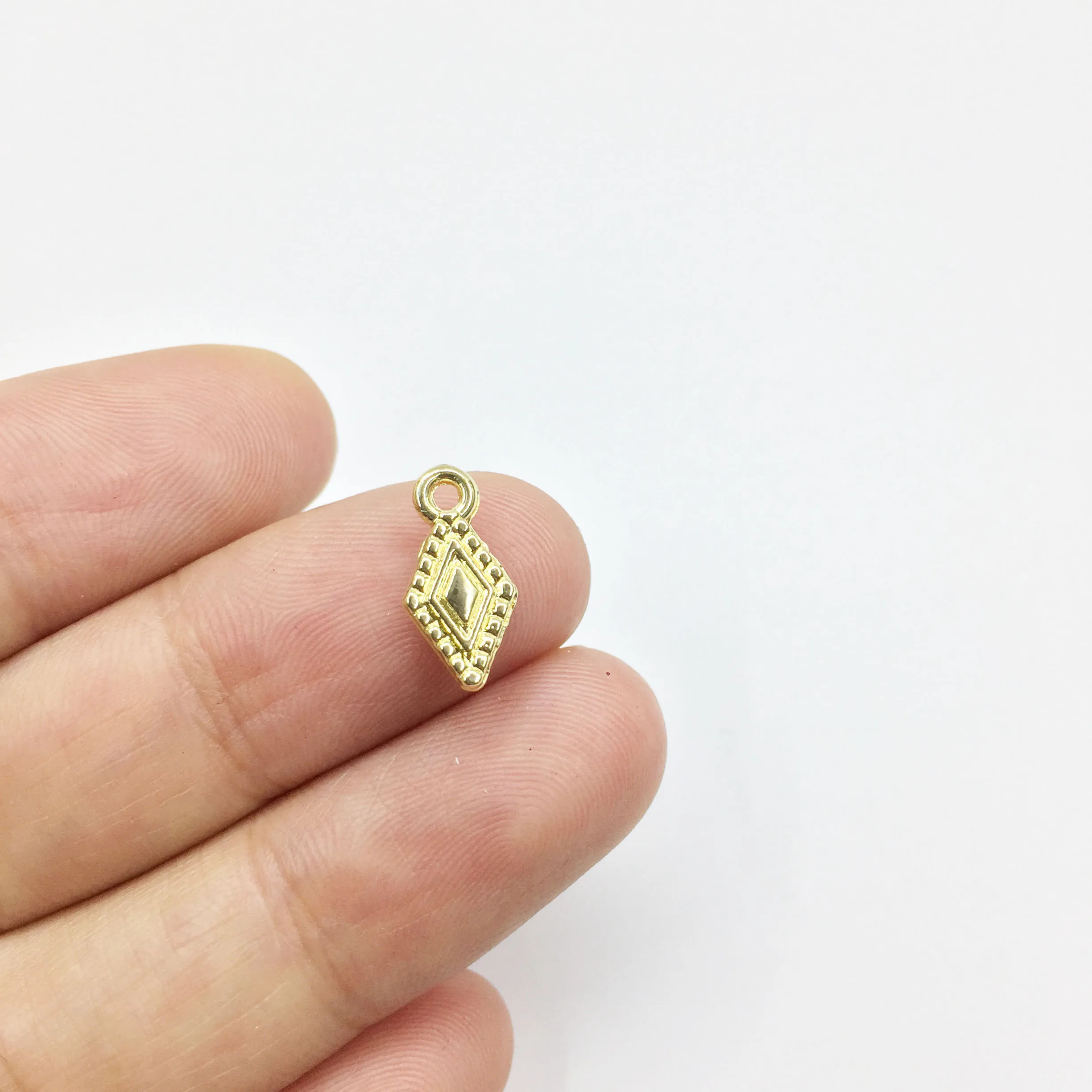 Eruifa 20pcs 6*13mm  Plated Drop Zinc Alloy Charms Pendant Jewelry DIY Necklace Bracelet Earrings 2 Colors